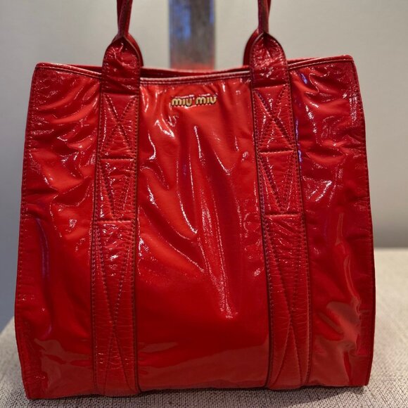 Miu Miu Aventure Red Patent Leather Bag - Picture 2 of 10
